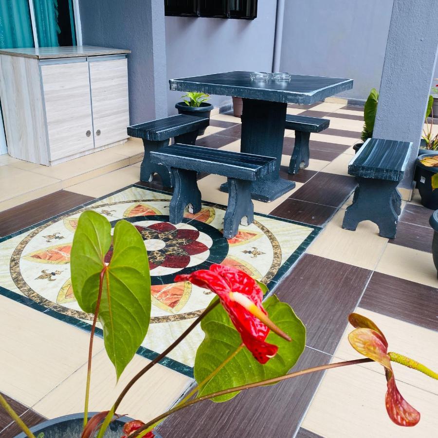 100 Oastel Coliving Hotel Tanah Rata Exterior photo